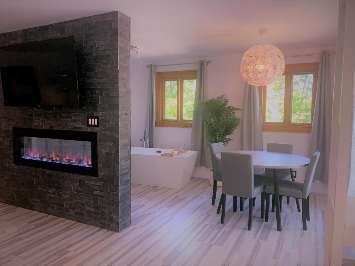 La Boheme - Bed & Breakfast Bromont Exteriör bild